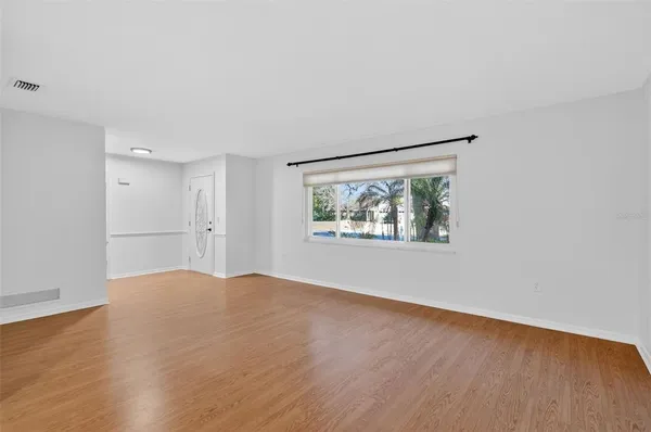 $375,000 | 3450 Laurel Drive, Mount Dora, FL 32757