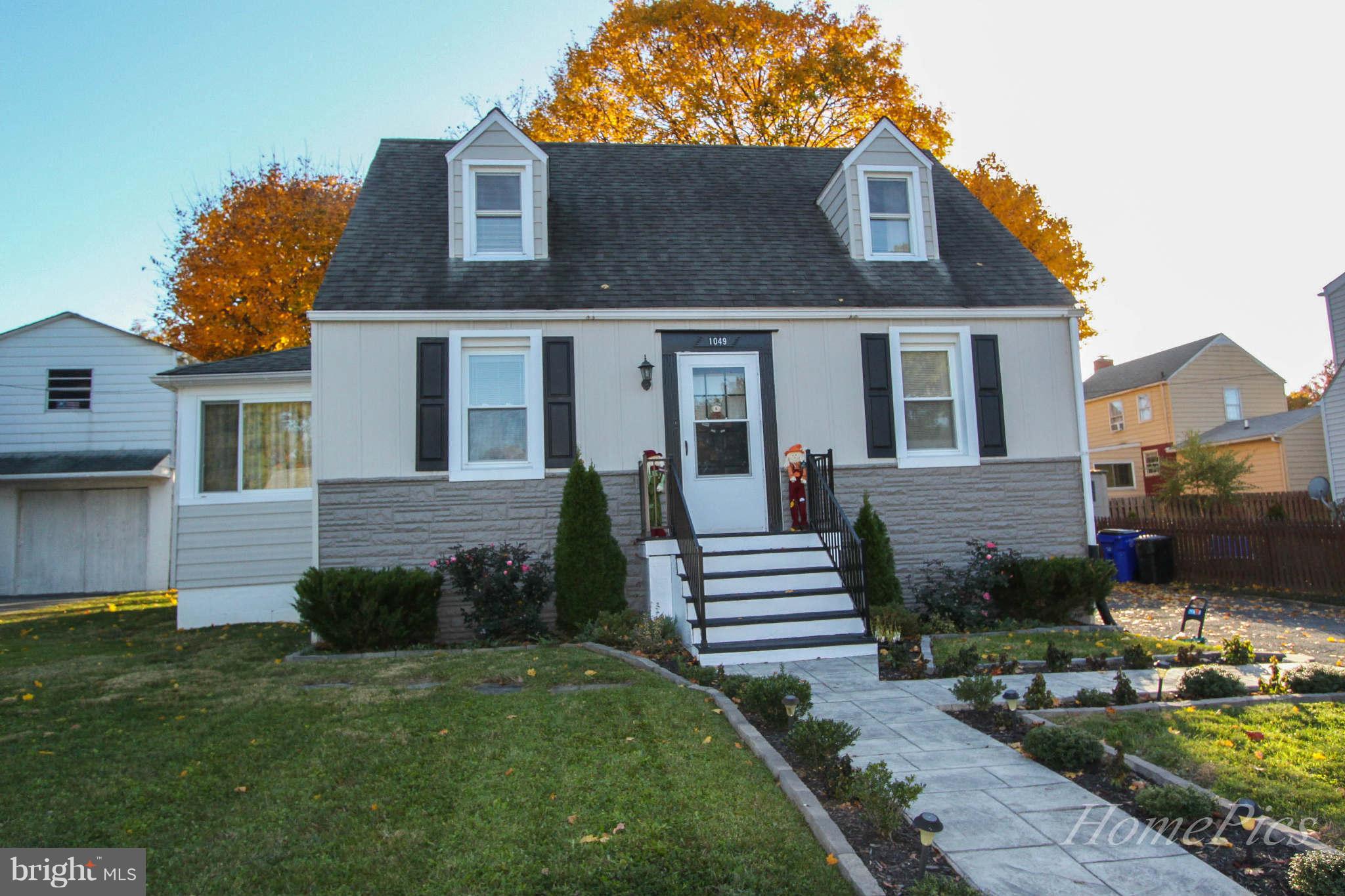 1049 Columbia Road Hagerstown, MD 21742 - Photo 4 of 30 Exterior (Front)