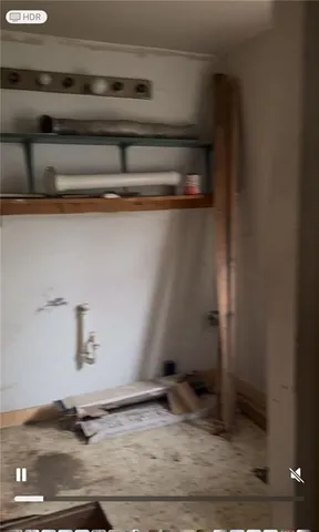 a view of utility room