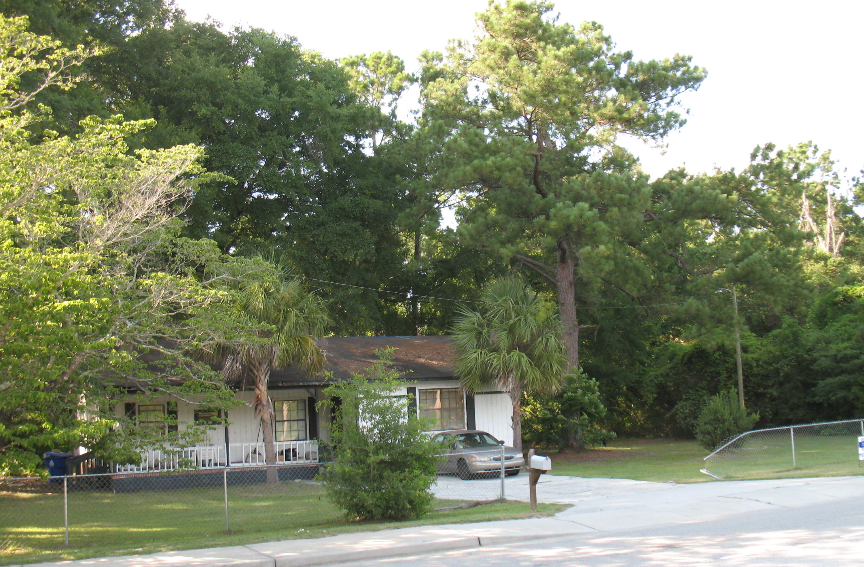 2726 Rifle Range Road Mount Pleasant, SC 29466 - Photo 3 of 4 2018-07-03 04.57.26