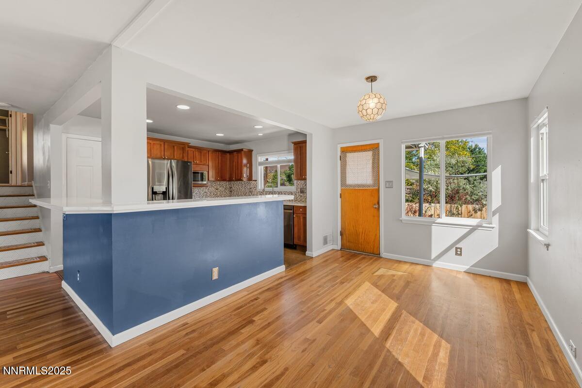 820 Stoker Avenue Reno, NV 89503 - Photo 7 of 33 820 Stoker Ave Reno NV 89503 10 of 52