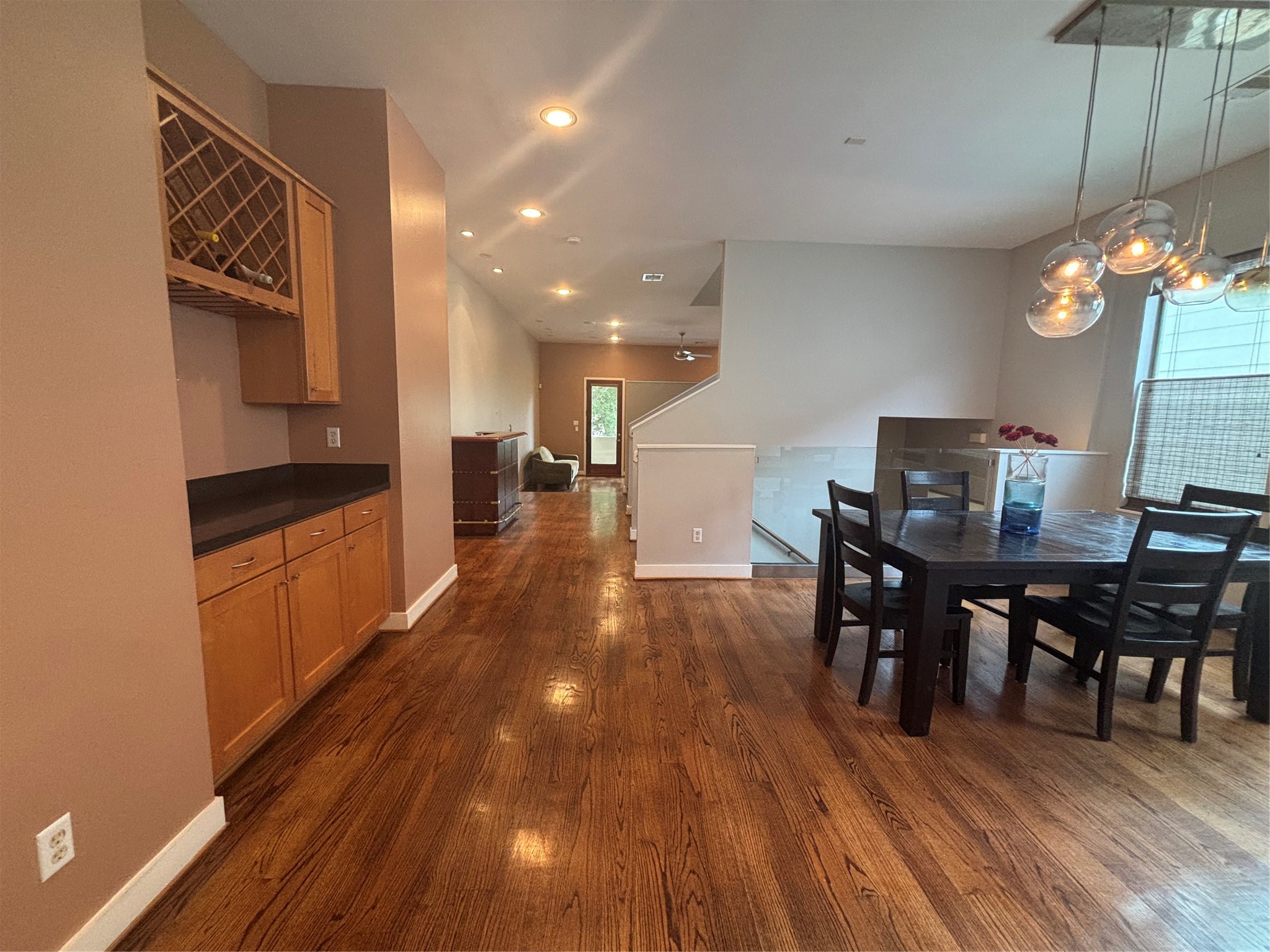 6016 Truro Street Houston, TX 77007 - Photo 4 of 26