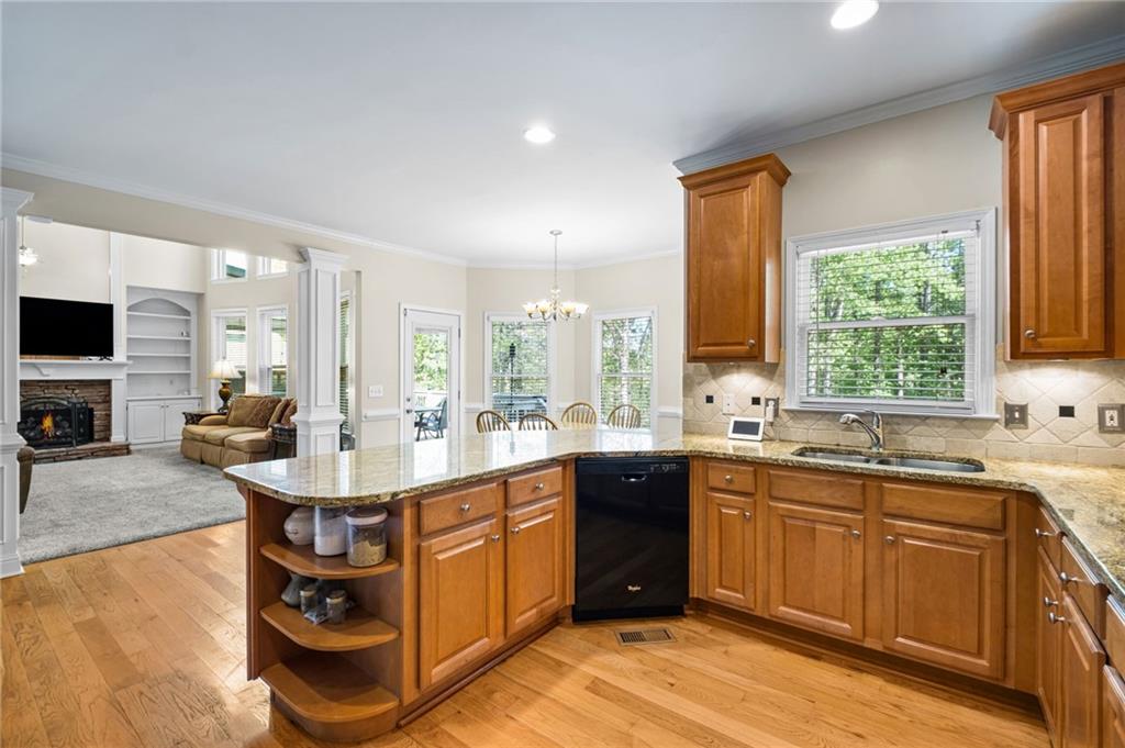 414 Lakepoint Trace Canton, GA 30114 - Photo 15 of 107