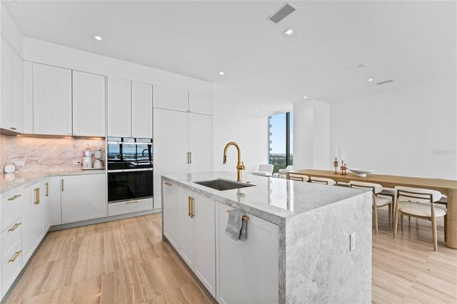 $6,499,000 | 3101 Bayshore Boulevard, Unit 2501, Tampa, FL 33629