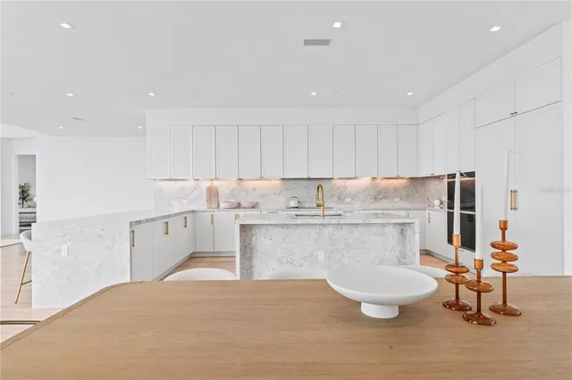 $6,499,000 | 3101 Bayshore Boulevard, Unit 2501, Tampa, FL 33629