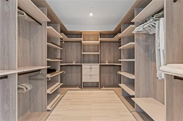 $6,499,000 | 3101 Bayshore Boulevard, Unit 2501, Tampa, FL 33629