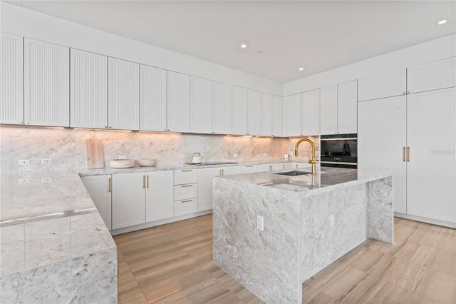 $6,499,000 | 3101 Bayshore Boulevard, Unit 2501, Tampa, FL 33629