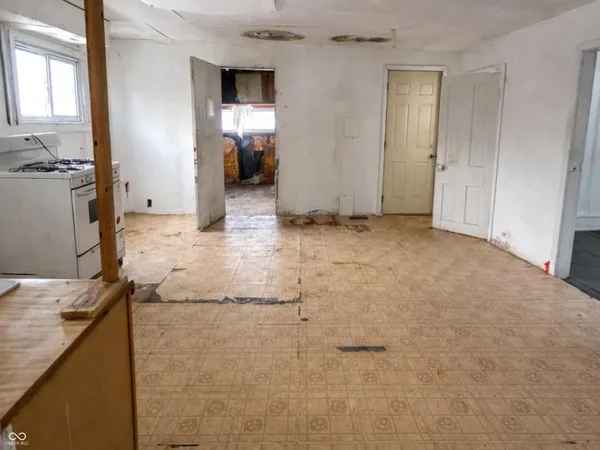 $58,000 | 1114 East Jackson Street, Muncie, IN 47305