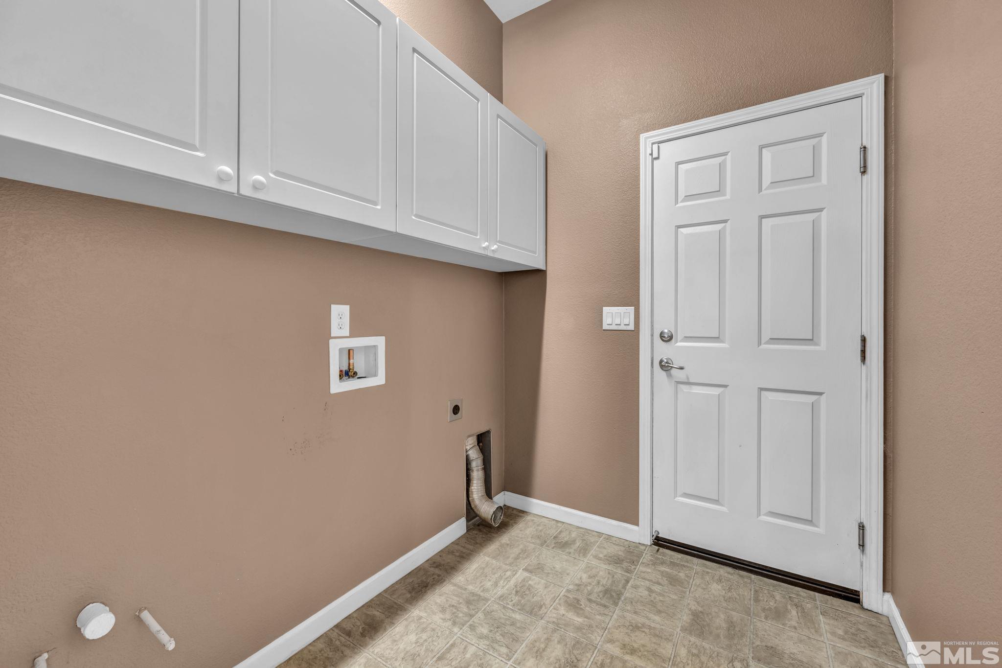 7301 Lacerta Drive Sparks, NV 89436 - Photo 35 of 39 a view of an empty room