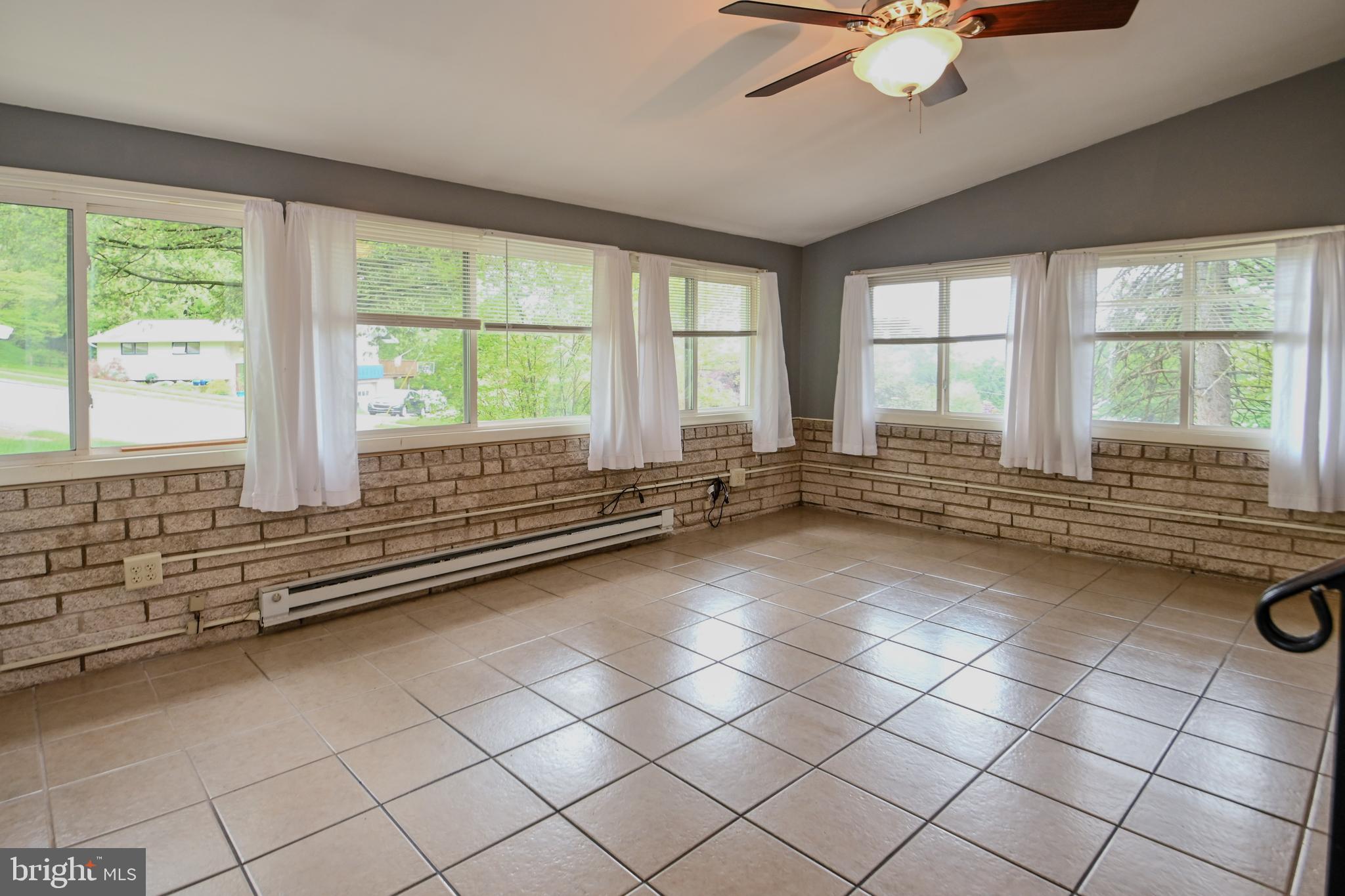 495 Pinehurst Road York, PA 17402 - Photo 17 of 45 Gallery Image 17