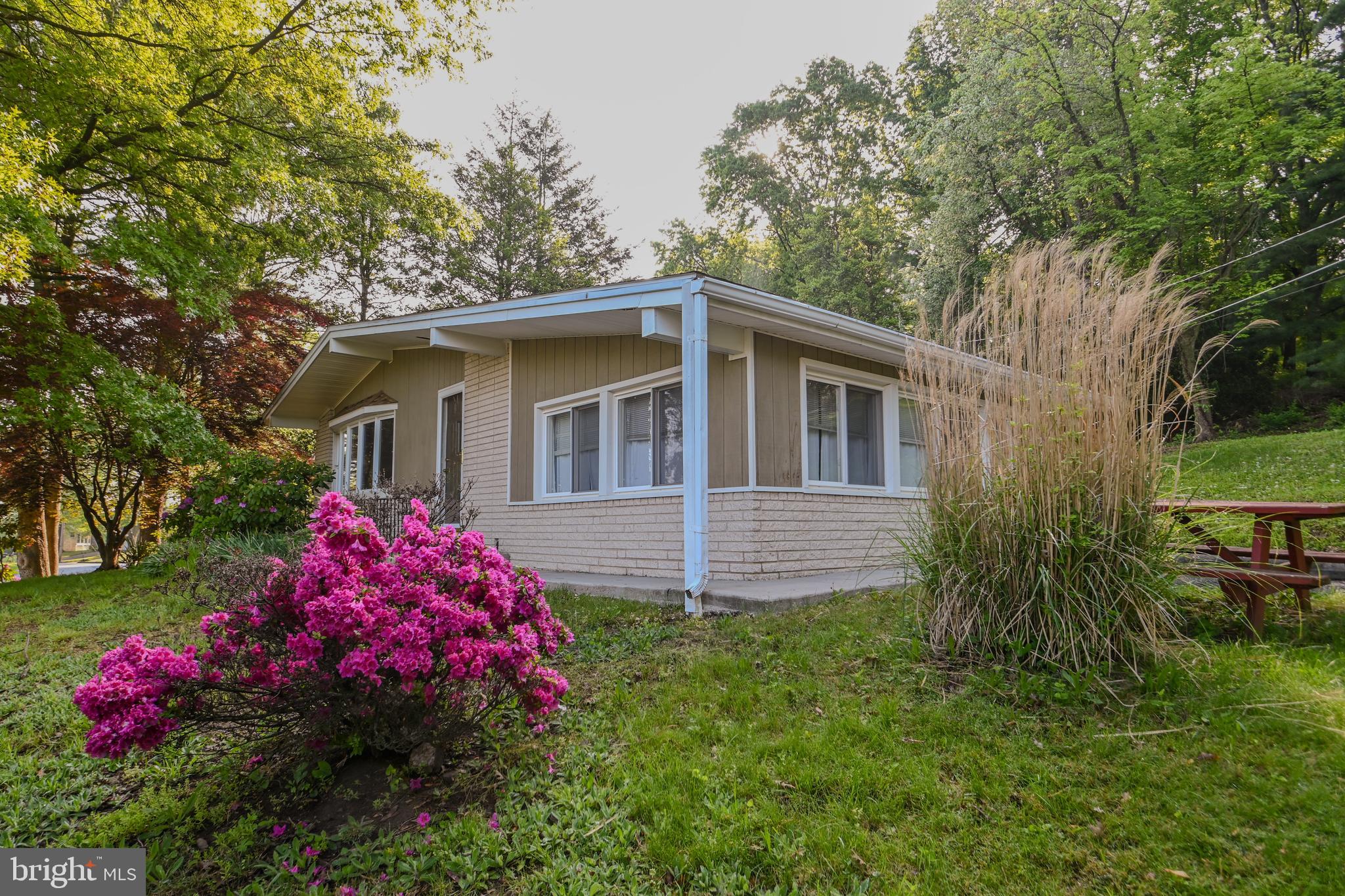 495 Pinehurst Road York, PA 17402 - Photo 2 of 45 Gallery Image 2