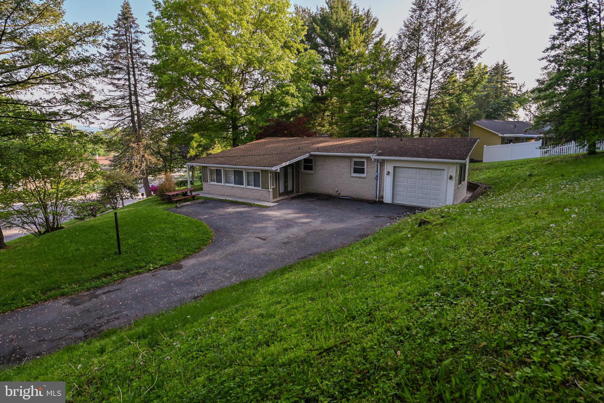 495 Pinehurst Road York, PA 17402 - Photo 37 of 45 Gallery Image 37