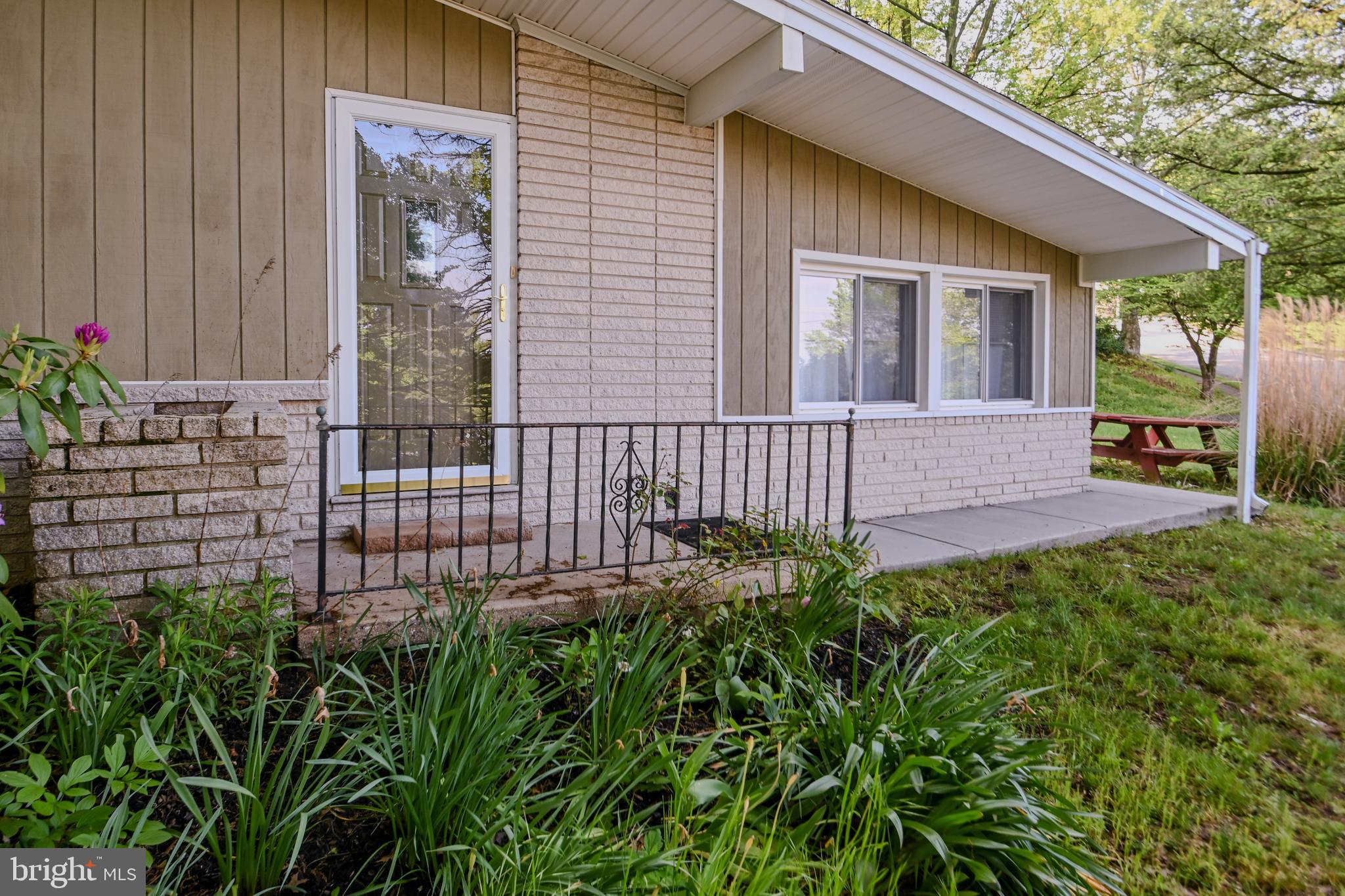 495 Pinehurst Road York, PA 17402 - Photo 6 of 45 Gallery Image 6