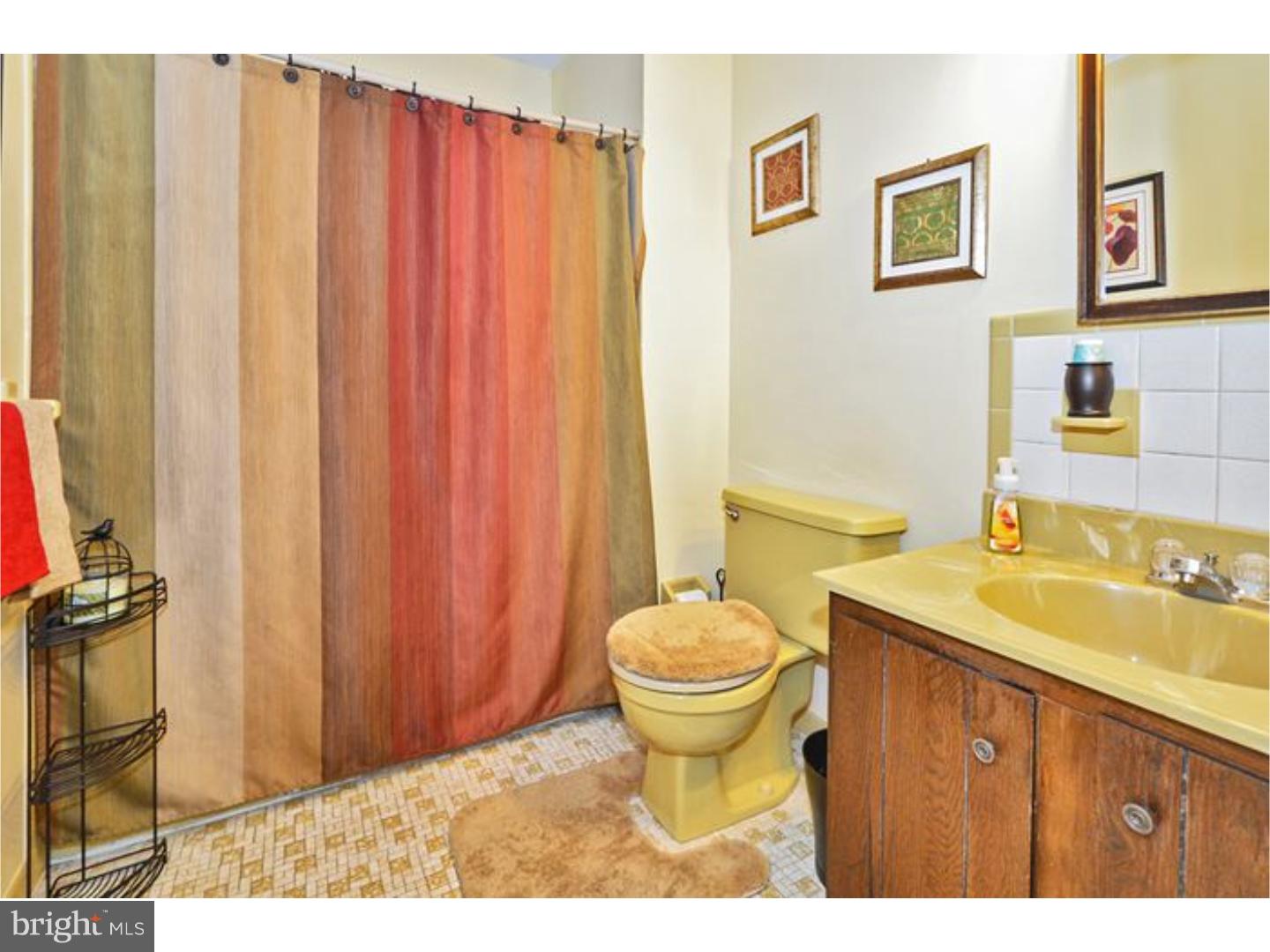 2184 Schaeffer Road Abington, PA 19001 - Photo 15 of 21 Bathroom