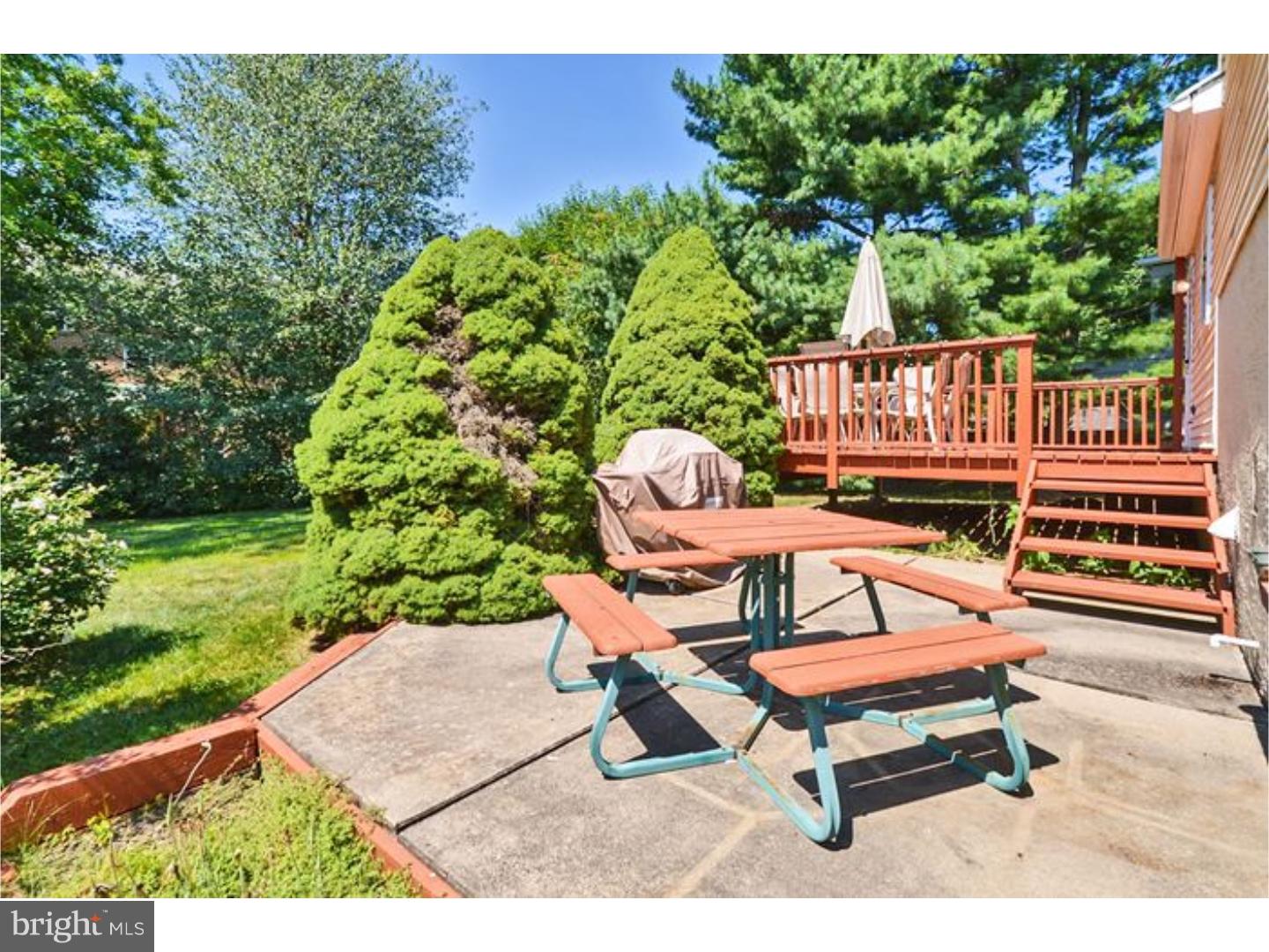 2184 Schaeffer Road Abington, PA 19001 - Photo 19 of 21 Back Yard