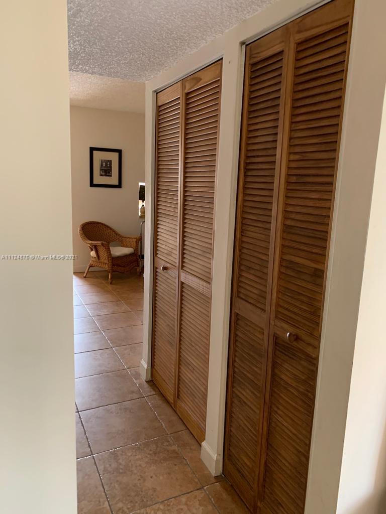 11545 Southwest 109th Road, Unit 25X Miami, FL 33176 - Photo 8 of 15 Gallery Image 8