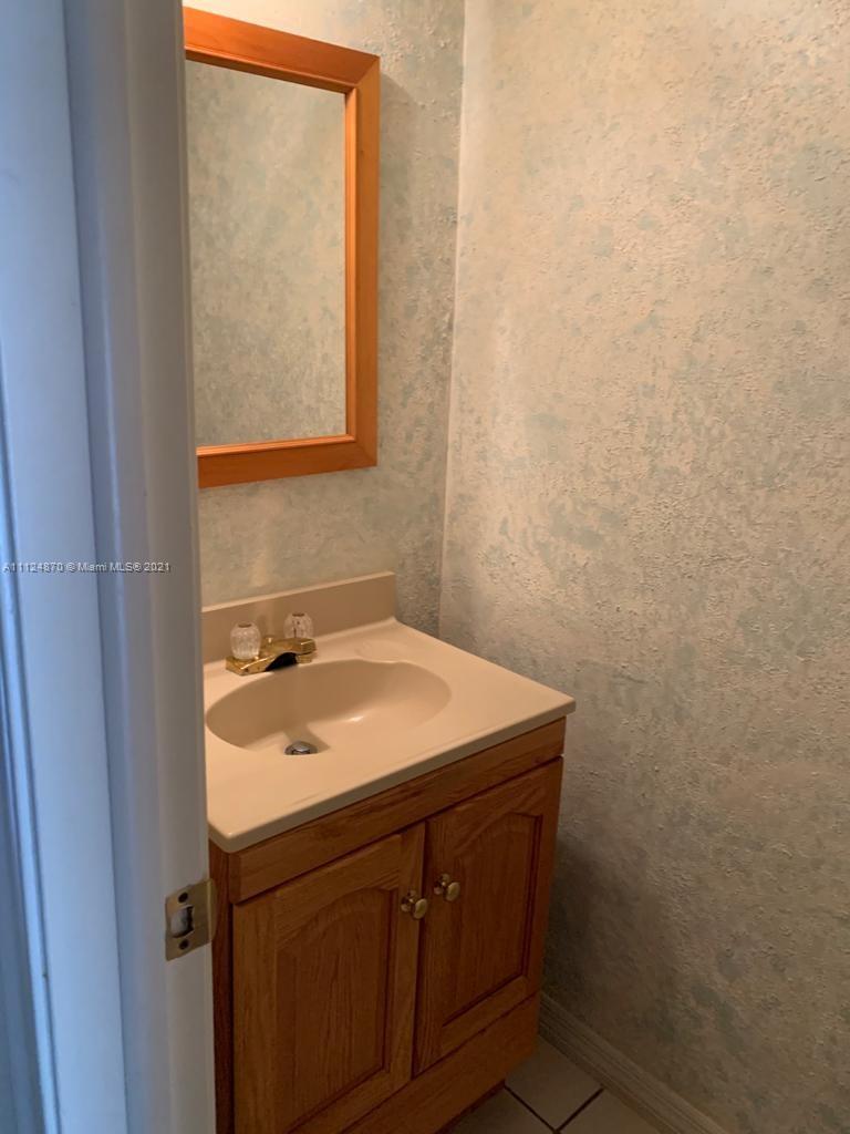 11545 Southwest 109th Road, Unit 25X Miami, FL 33176 - Photo 10 of 15 Gallery Image 10