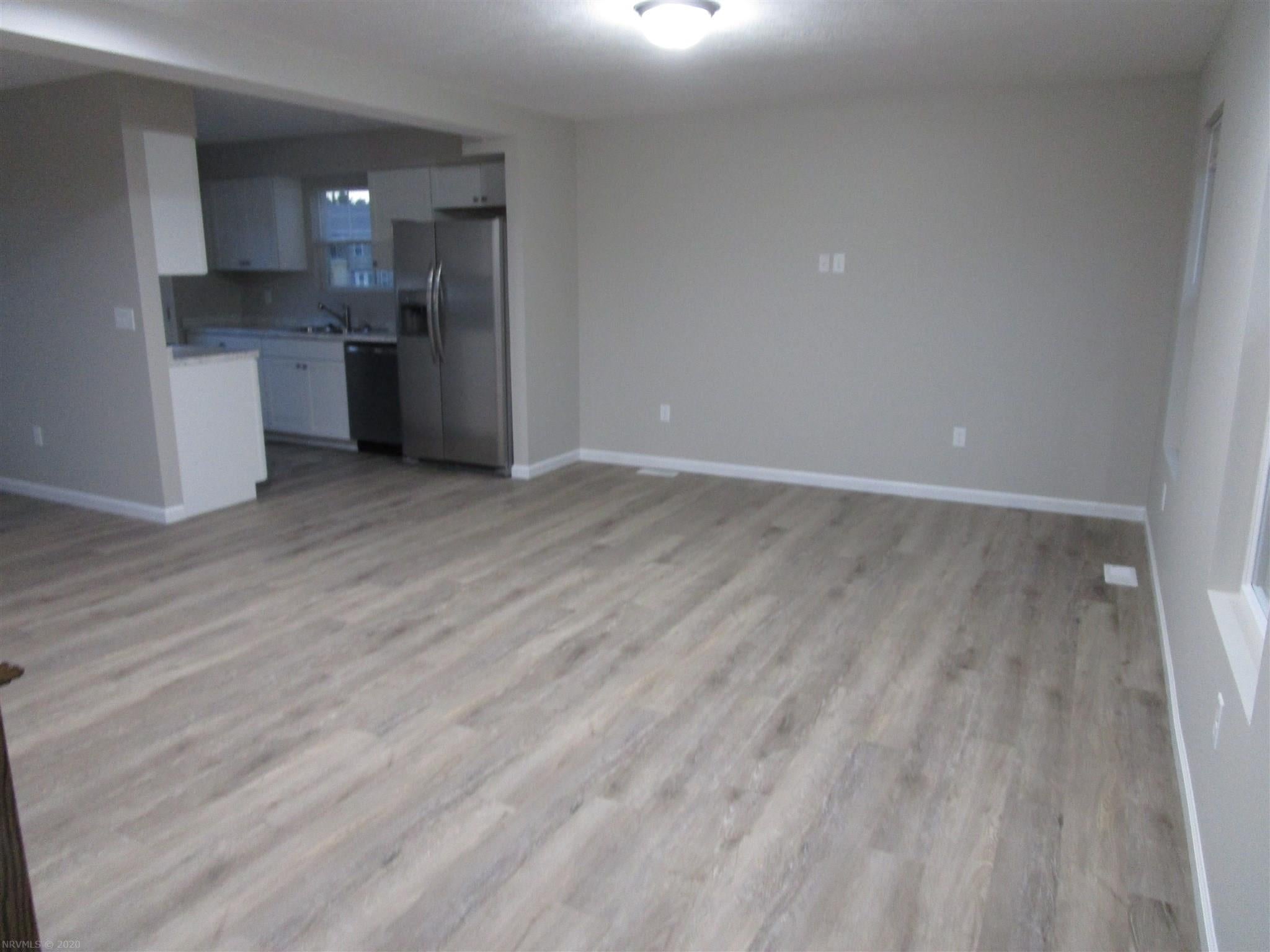 611 Rock Road West Radford, VA 24141 - Photo 12 of 37 Gallery Image 12