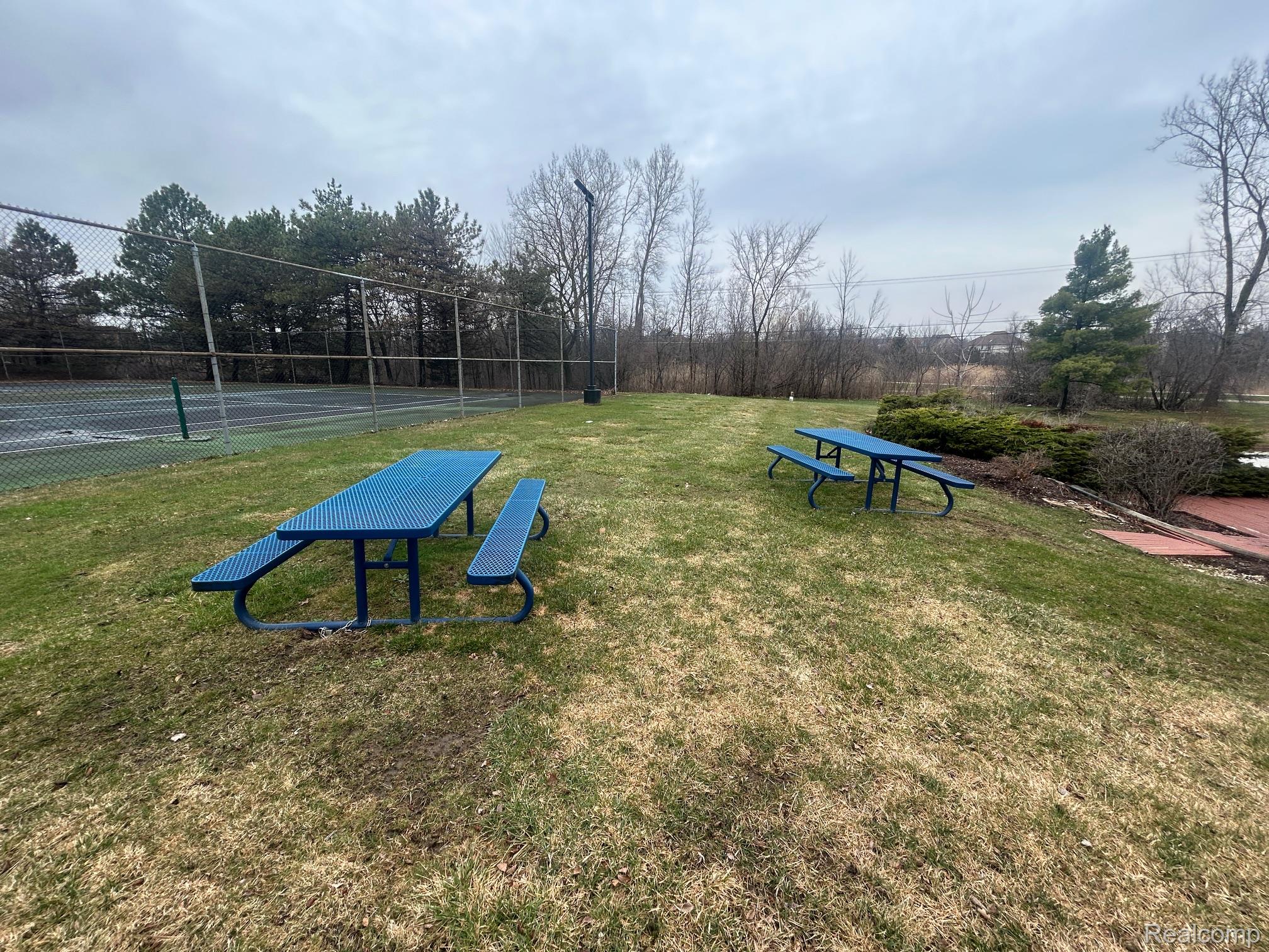 31164 Country Way Farmington, MI 48331 - Photo 29 of 33 View of property's community