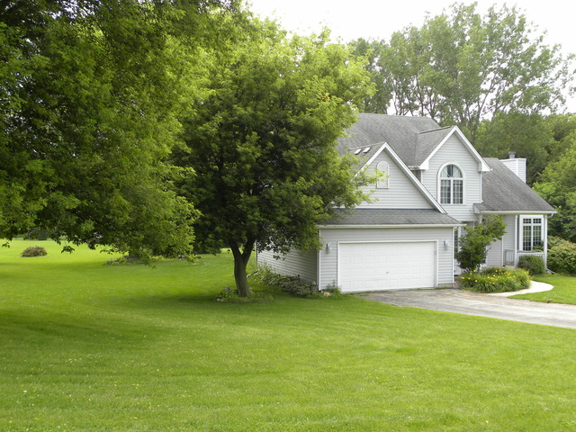 S185 Rowe Road Elburn, IL 60119 - Photo 3 of 25