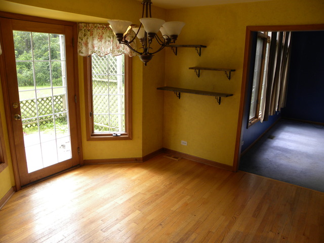 S185 Rowe Road Elburn, IL 60119 - Photo 7 of 25