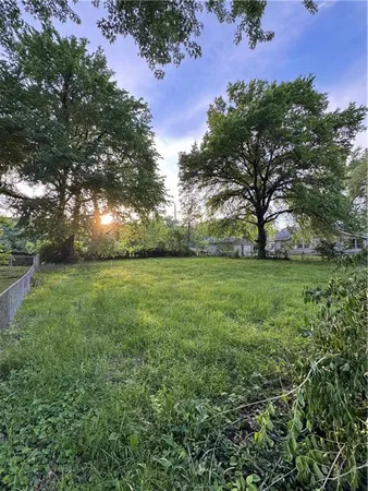 $17,000 | 3942 North Jackson Avenue, Kansas City, MO 64117