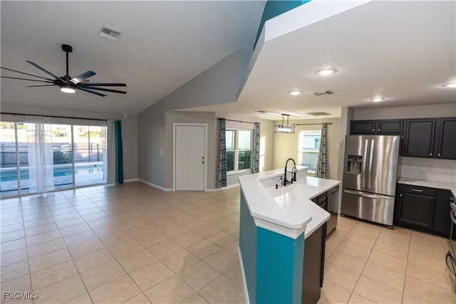 $2,700 | 3073 Northwest 4th Avenue, Cape Coral, FL 33993