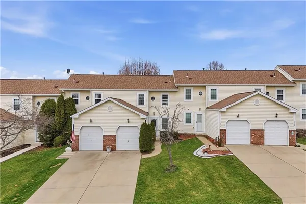 $250,000 | 1406 Lexington Drive, Lawrence, PA 15055