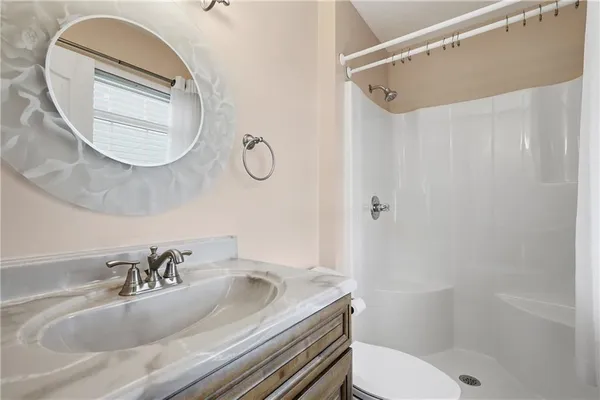 $250,000 | 1406 Lexington Drive, Lawrence, PA 15055