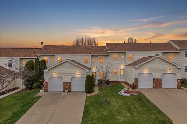 $250,000 | 1406 Lexington Drive, Lawrence, PA 15055