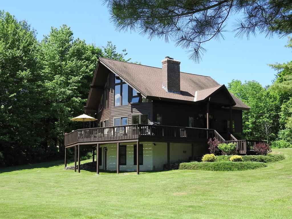109 Johnson Spooner Road Castleton, VT 05735 - Photo 3 of 32