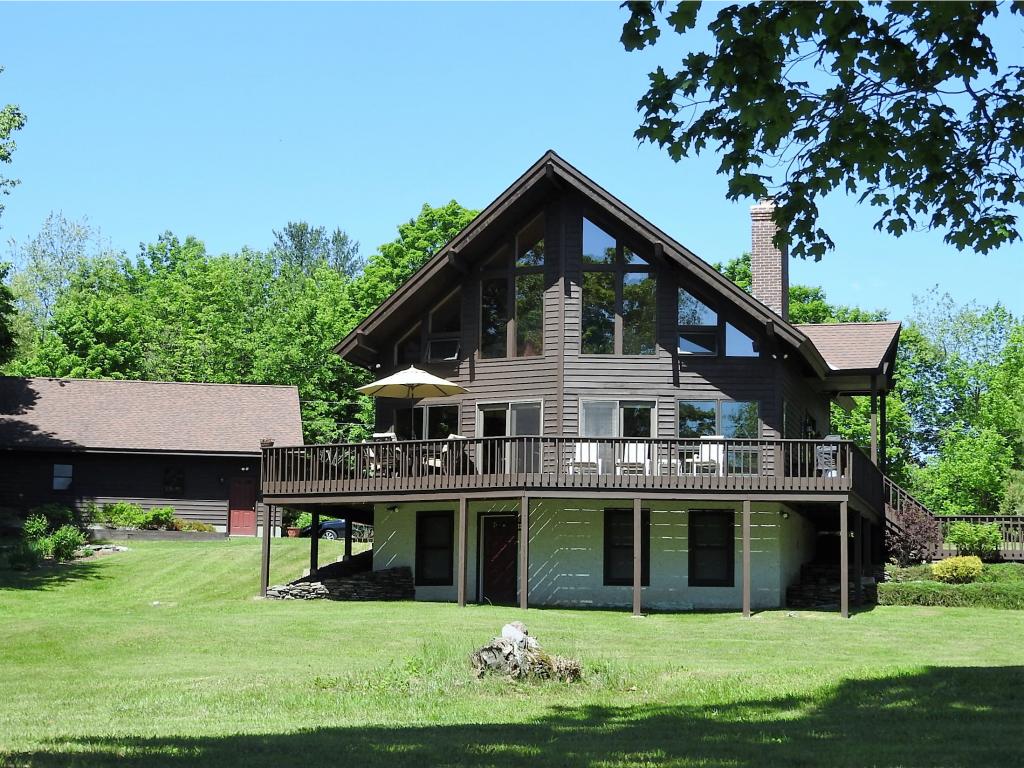 109 Johnson Spooner Road Castleton, VT 05735 - Photo 5 of 32