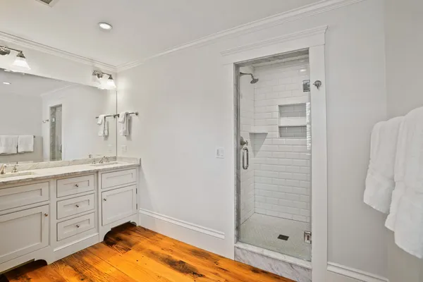 $9,403,000 | 52 South Summer Street, Edgartown, MA 02539