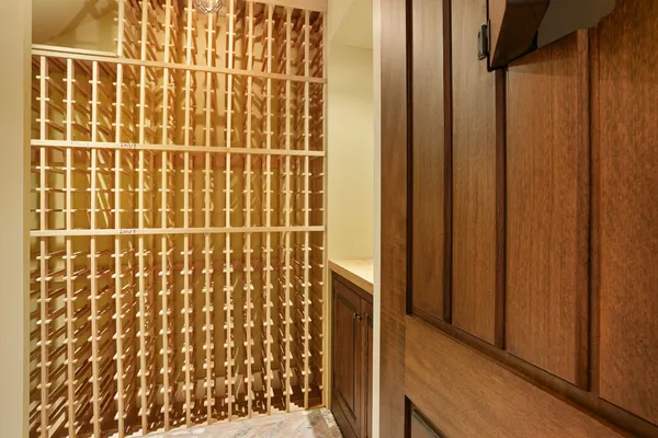 $9,403,000 | 52 South Summer Street, Edgartown, MA 02539