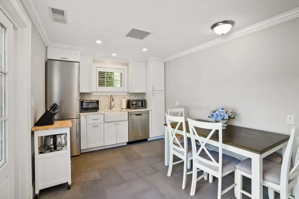 $9,403,000 | 52 South Summer Street, Edgartown, MA 02539