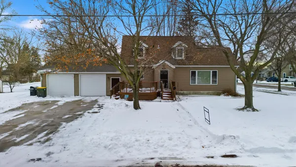 $205,000 | 702 9th Avenue South, St. James, MN 56081