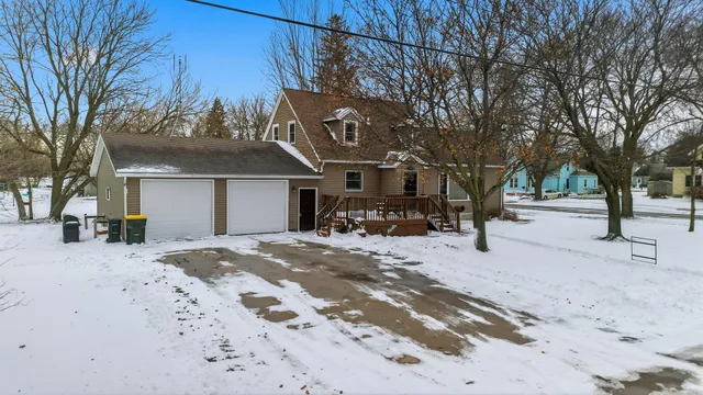 $205,000 | 702 9th Avenue South, St. James, MN 56081