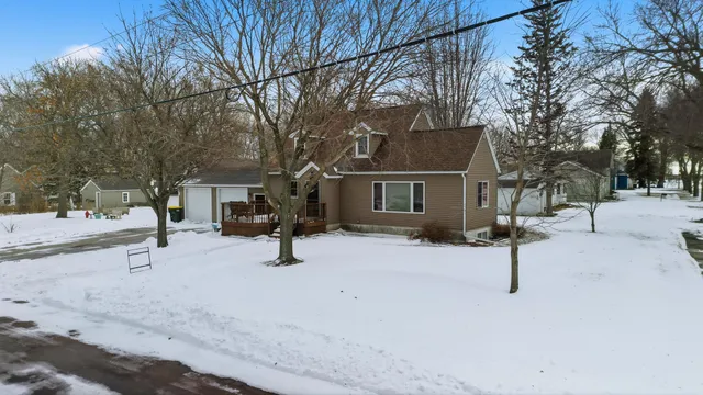 $205,000 | 702 9th Avenue South, St. James, MN 56081
