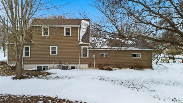$205,000 | 702 9th Avenue South, St. James, MN 56081