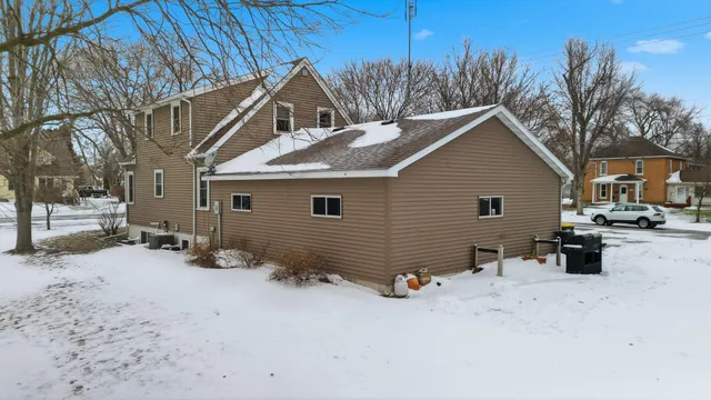 $205,000 | 702 9th Avenue South, St. James, MN 56081