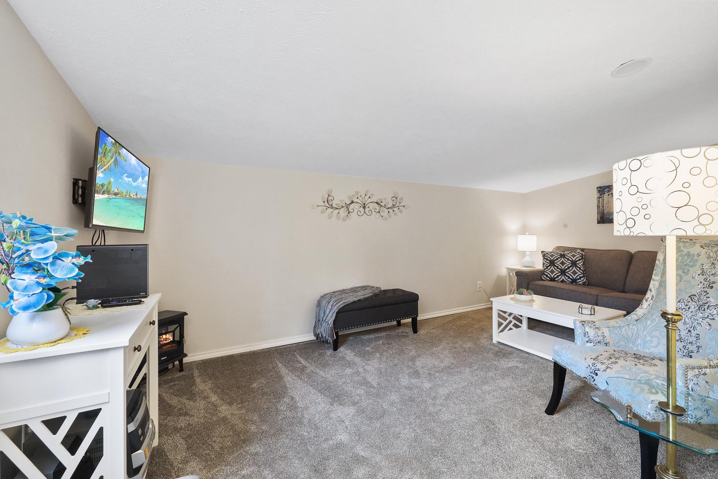 810 South Walnut Road Spokane Valley, WA 99206 - Photo 9 of 19 Gallery Image 9