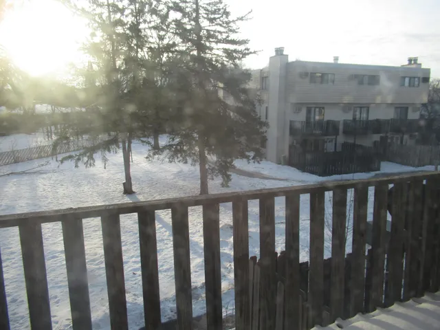 $49,900 | 7182 72nd Lane North, Unit 221, Brooklyn Park, MN 55428