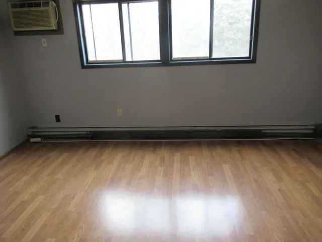 $49,900 | 7182 72nd Lane North, Unit 221, Brooklyn Park, MN 55428