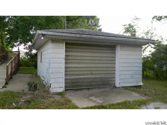 112 Long Street Shipman, IL 62685 - Photo 14 of 15 Gallery Image 14