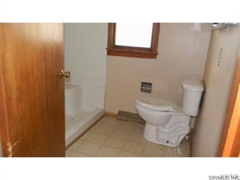 112 Long Street Shipman, IL 62685 - Photo 10 of 15 Gallery Image 10