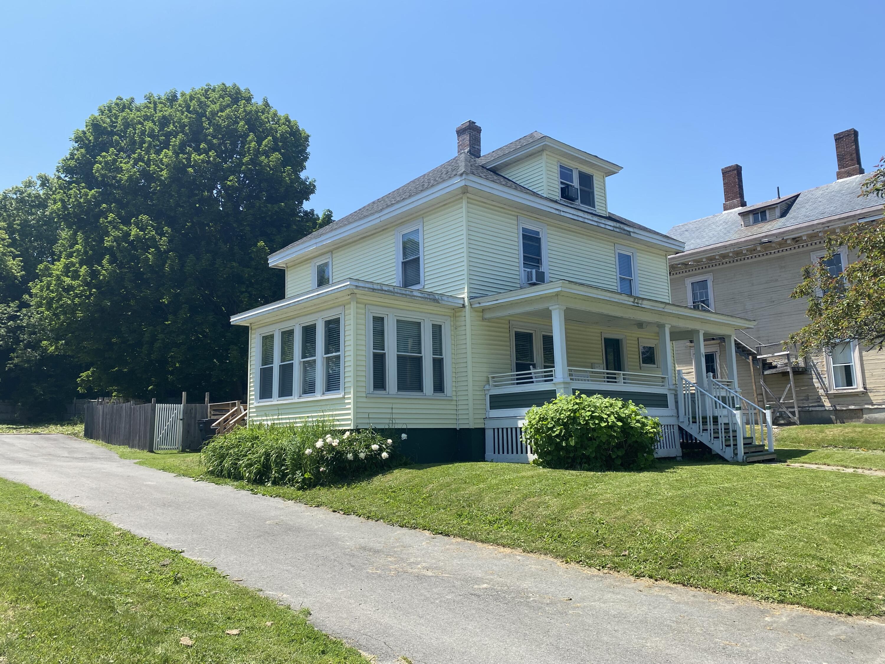 94 Court Street Bangor, ME 04401 - Photo 1 of 20 IMG_4439