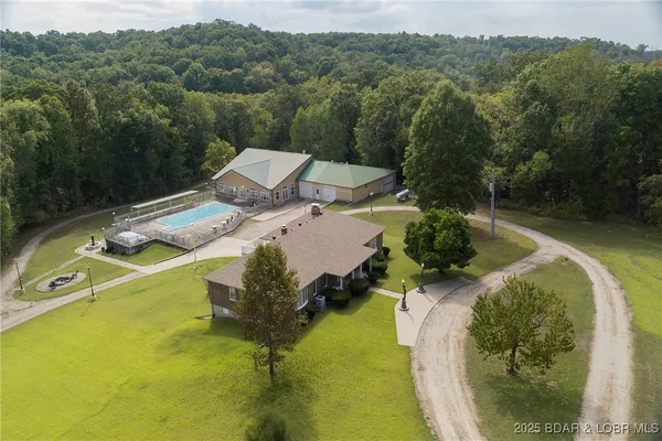 $2,490,000 | 5492 Black Elk Lane, Stover, MO 65078