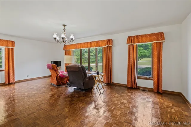 $2,490,000 | 5492 Black Elk Lane, Stover, MO 65078