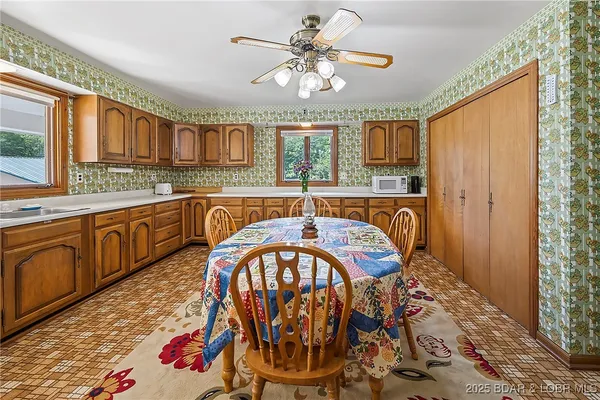 $2,490,000 | 5492 Black Elk Lane, Stover, MO 65078