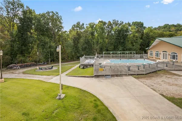$2,490,000 | 5492 Black Elk Lane, Stover, MO 65078
